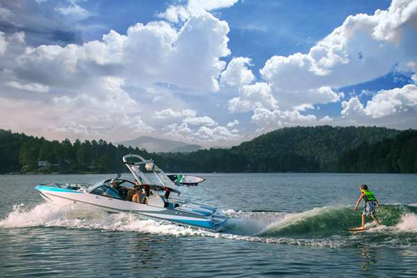 Malibu 21 VLX | Wake Surfing is Child's Play